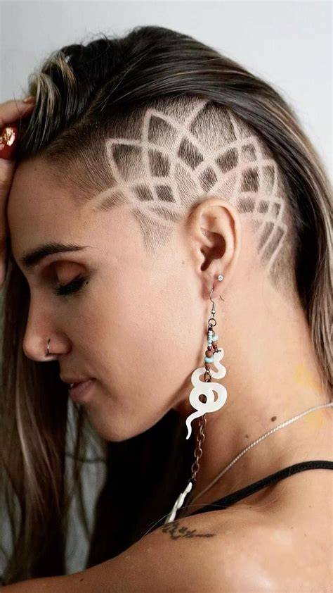 Undercut trends with shaved sides and designs