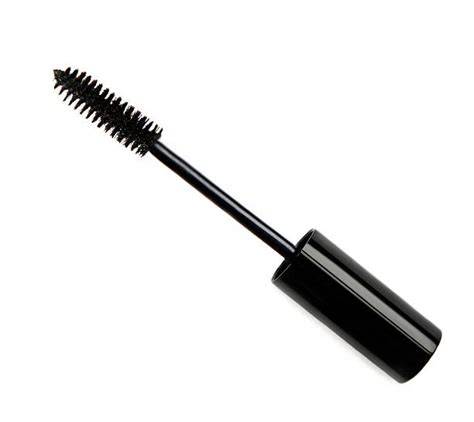 Mascara brush and applicator dynamics